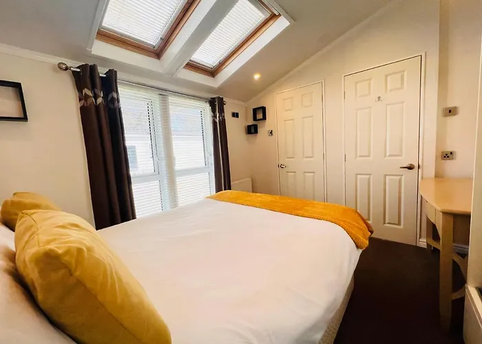 2 Bedroom Lodge Th35, Nodes Point, St Helens, Isle Of Wight