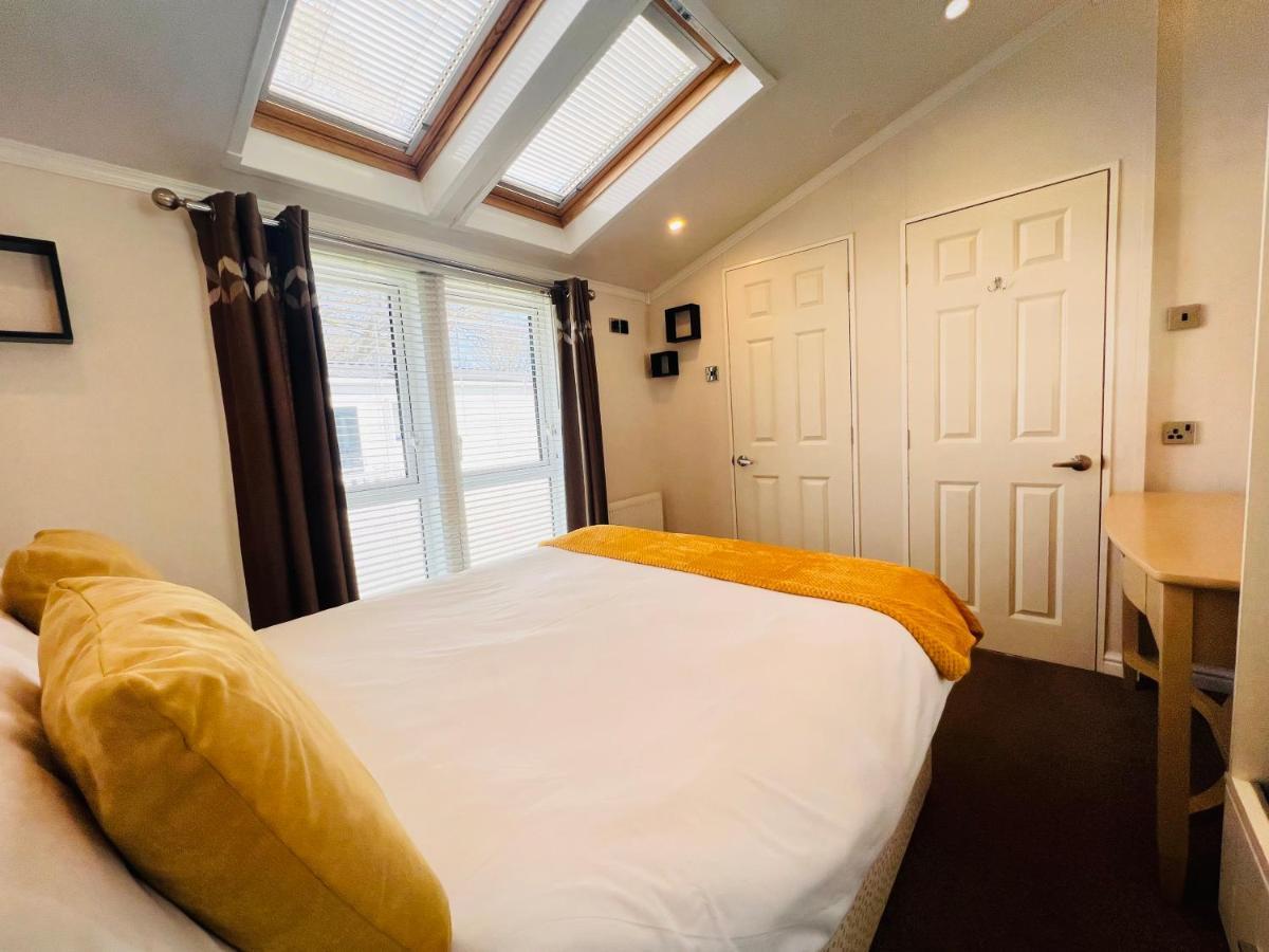 2 Bedroom Th35, Nodes Point, St Helens, Isle Of Wight * St Helens (Isle of Wight)