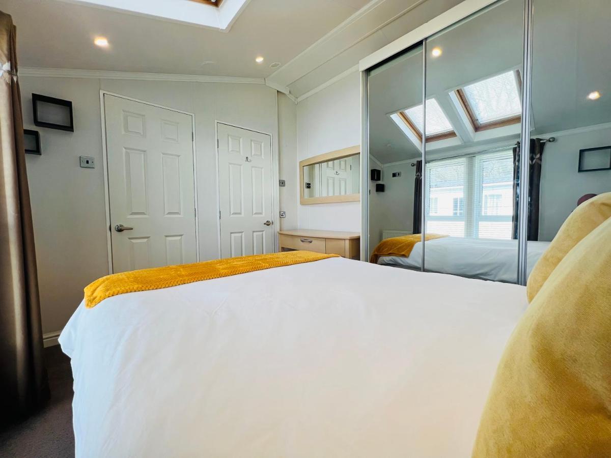 2 Bedroom Th35, Nodes Point, St Helens, Isle Of Wight Holiday home